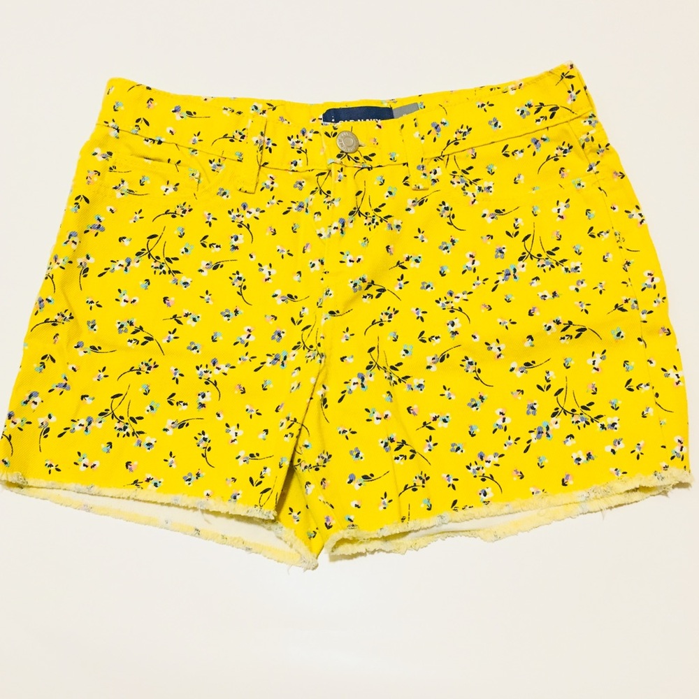 Old Navy kid Girls yellow flower shorts size 14